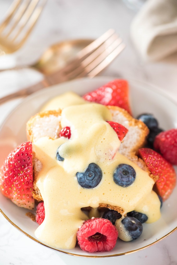 Easy zabaglione in a bowl