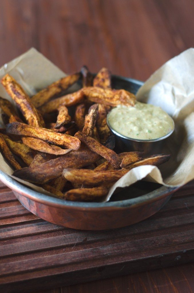 Sweet potato fries with dipping sauce