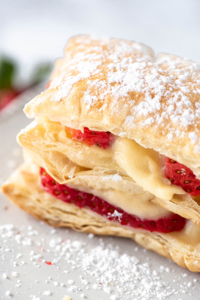 Easy Strawberry Napoleon Dessert Recipe With Puff Pastry,Semiformal Attire For Women