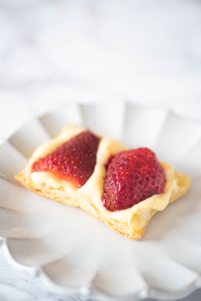 First step of assembling a strawberry napoleon 