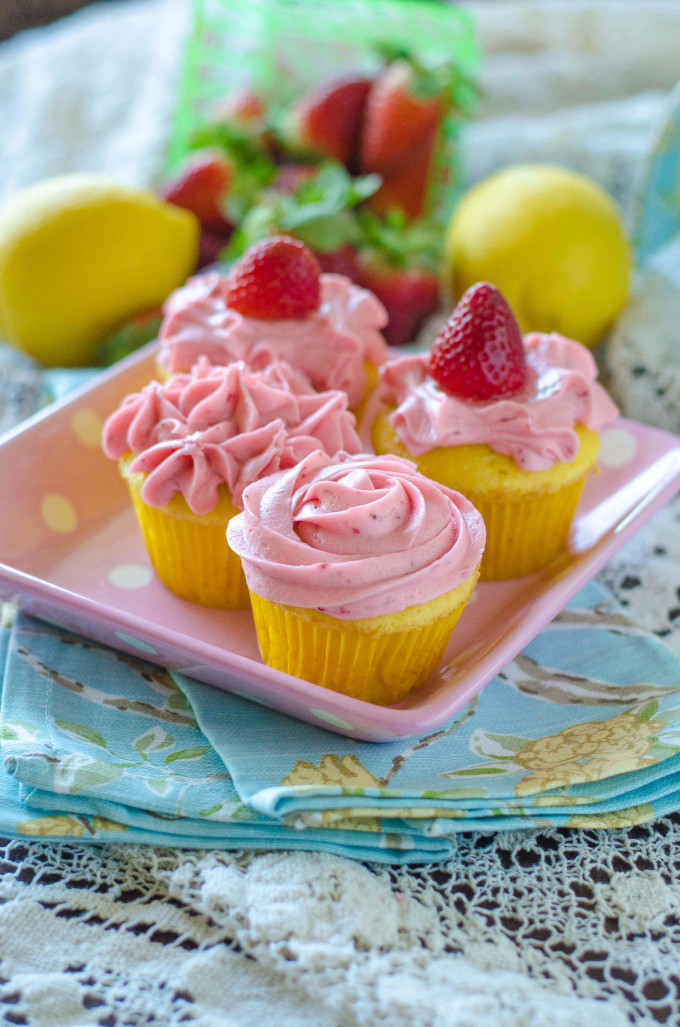 Strawberry lemonade cupcakes on a pink plate