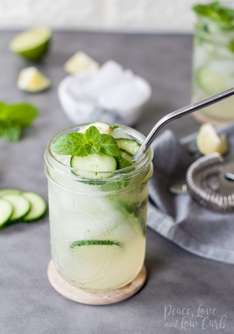 Cucumber mojito with a spoon 