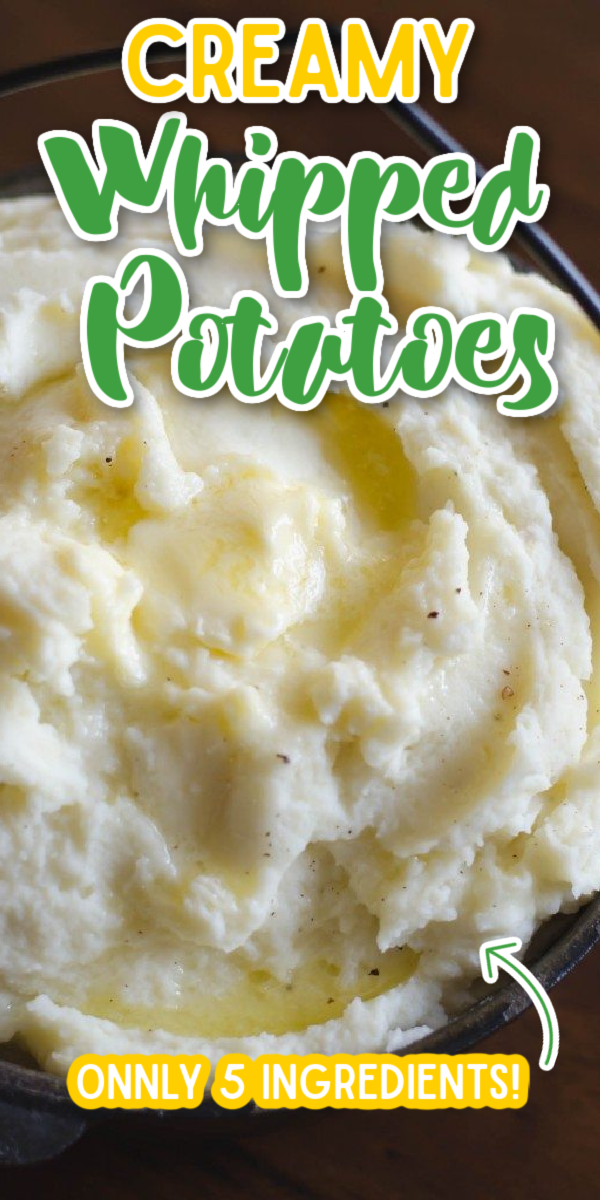 These easy Creamy Whipped Potatoes make the BEST Thanksgiving side! Not only are they perfect for Thanksgiving, but they would go perfectly with any comfort food recipe! #gogogogourmet #creamywhippedpotatoes #thanksgivingsides #thanksgivingrecipes #mashedpotatorecipe via @gogogogourmet