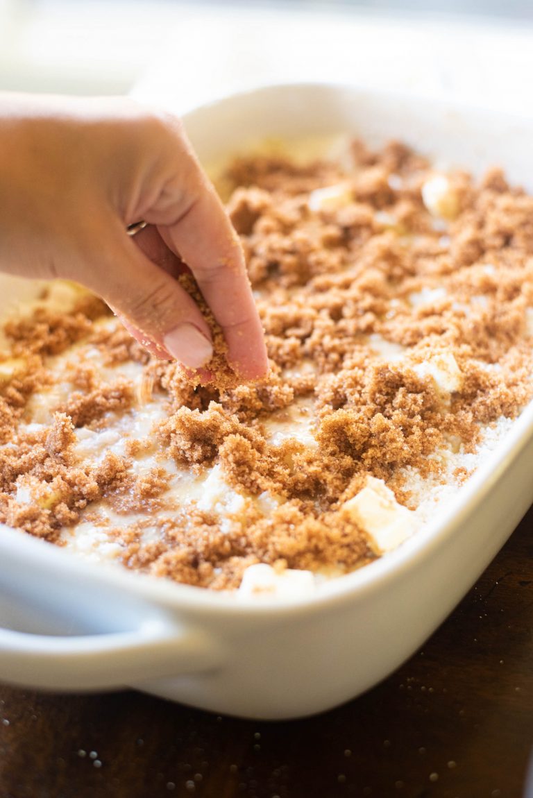 Streusel sprinkled on top of apple dump cake